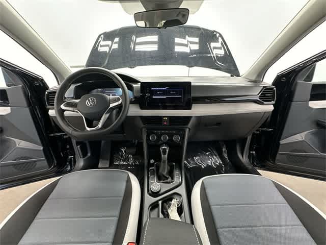 Thumbnail: 2025 Volkswagen Taos - 18