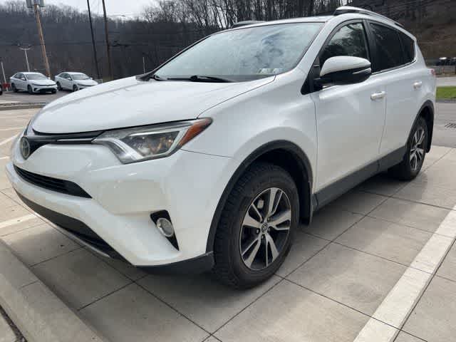 Thumbnail: 2018 Toyota RAV4 - 1