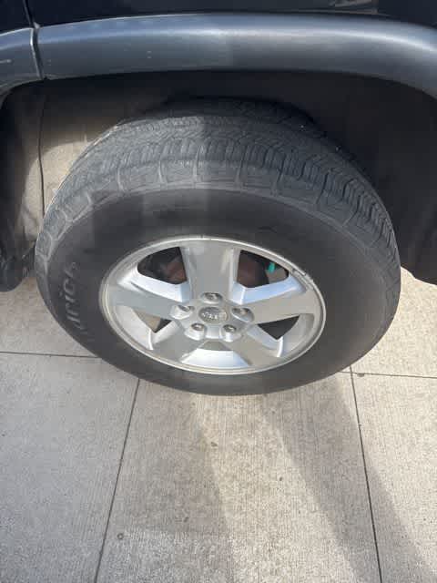 Thumbnail: 2012 Jeep Grand Cherokee - 8