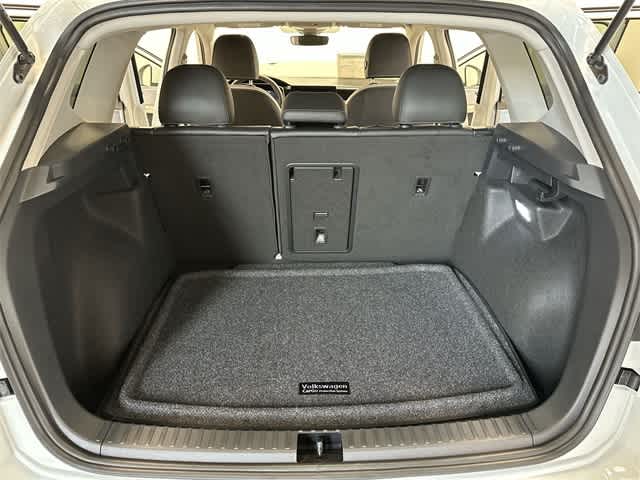 Thumbnail: 2025 Volkswagen Taos - 23