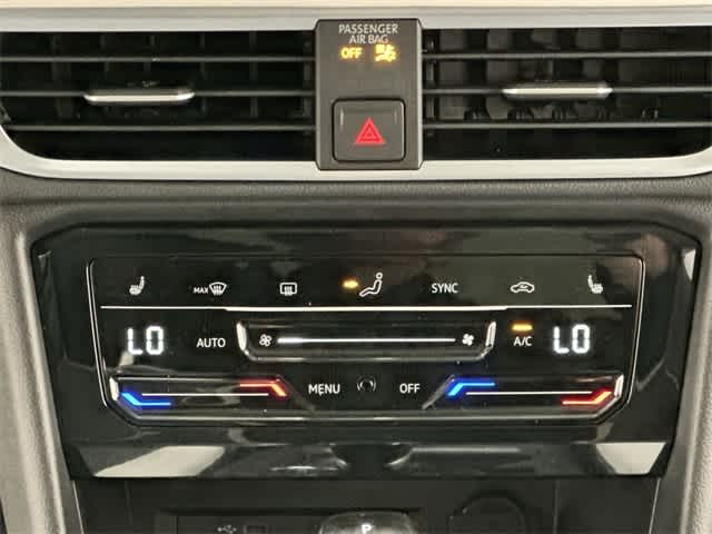 Thumbnail: 2025 Volkswagen Taos - 16