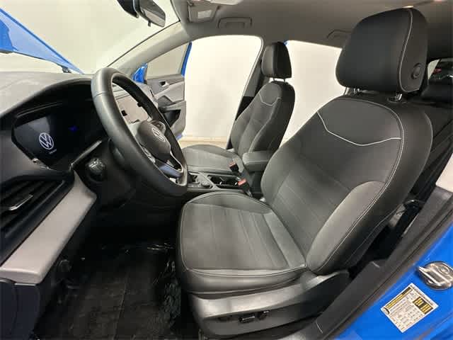 Thumbnail: 2023 Volkswagen Taos - 16