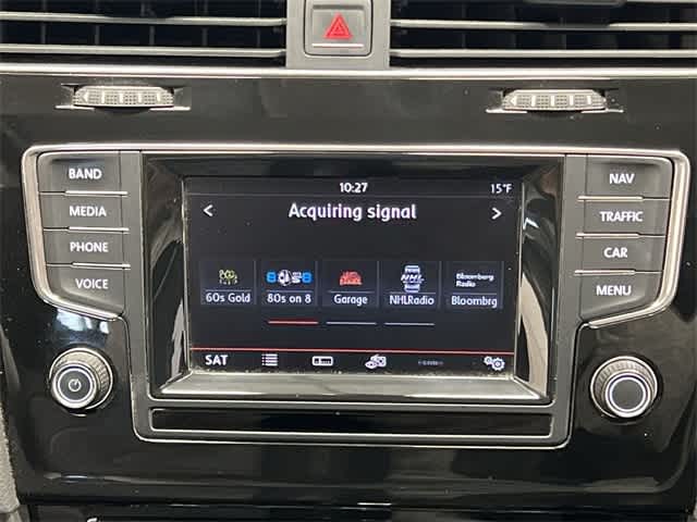 Thumbnail: 2015 Volkswagen e-Golf - 12