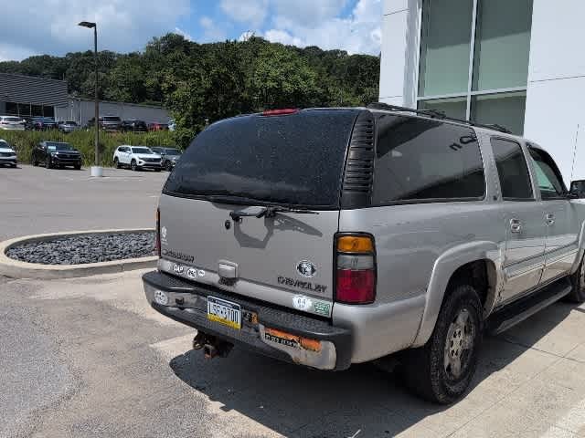 Thumbnail: 2004 Chevrolet Suburban - 4