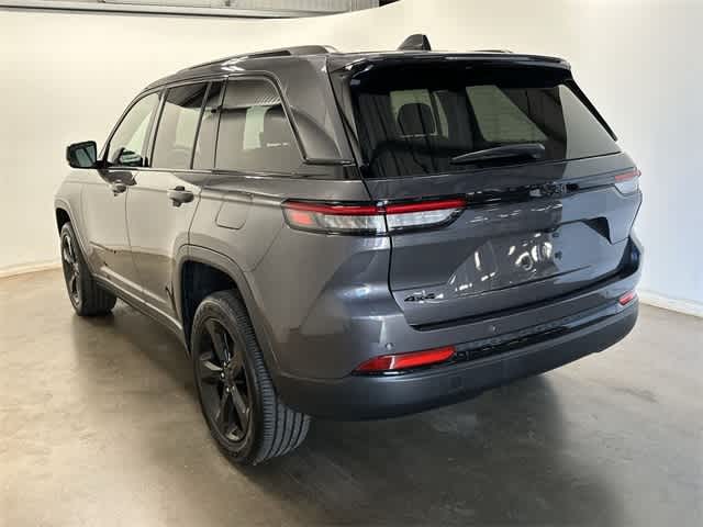 Thumbnail: 2023 Jeep Grand Cherokee - 32