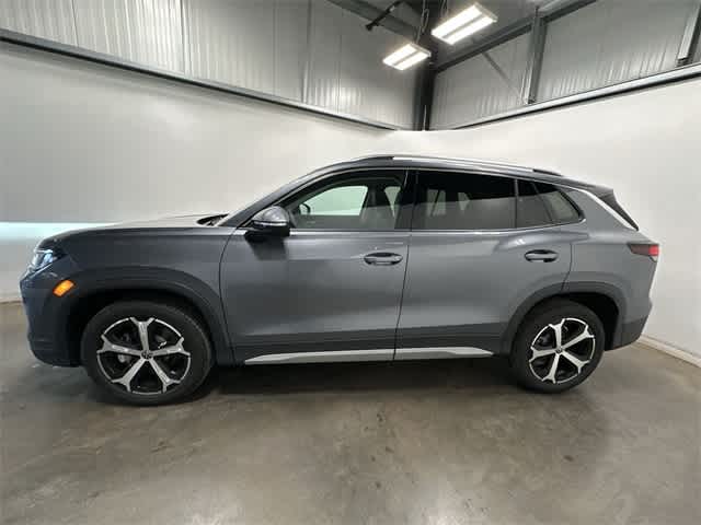 Thumbnail: 2026 Volkswagen Tiguan - 2