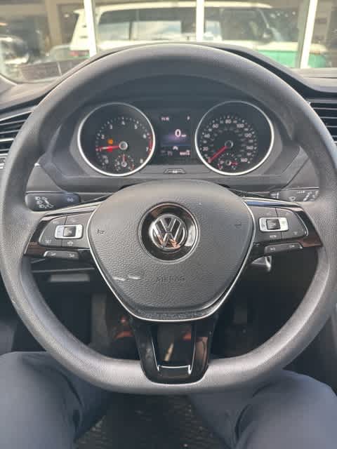 Thumbnail: 2021 Volkswagen Tiguan - 12