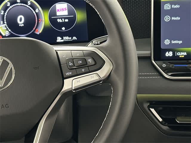 Thumbnail: 2026 Volkswagen Tiguan - 10