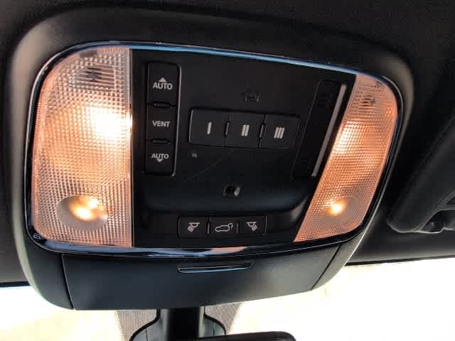 Thumbnail: 2020 Jeep Grand Cherokee - 19