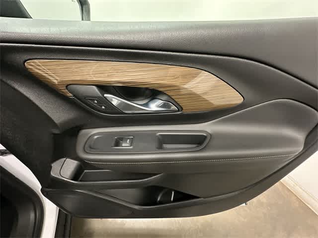 Thumbnail: 2021 GMC Terrain - 22