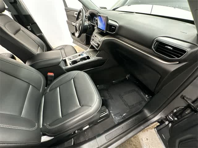 Thumbnail: 2022 Ford Explorer - 21