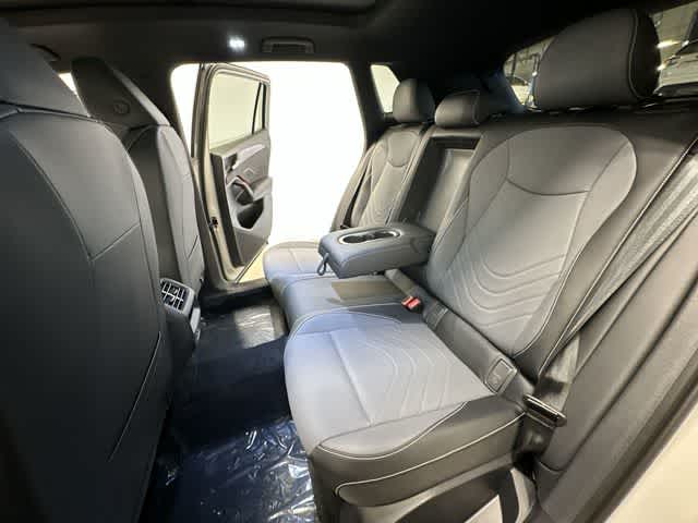 Thumbnail: 2026 Volkswagen Tiguan - 18