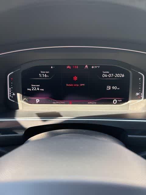 Thumbnail: 2022 Volkswagen Tiguan - 14