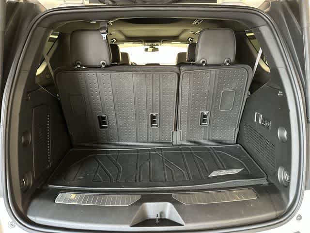 Thumbnail: 2022 Chevrolet Tahoe - 28