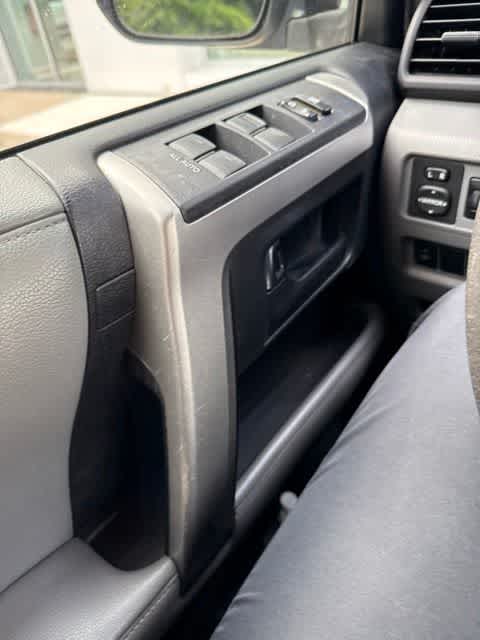 Thumbnail: 2013 Toyota 4Runner - 13