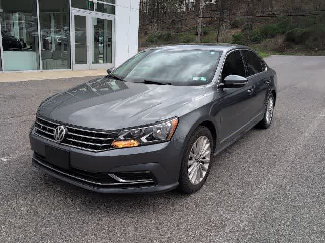 2016 Volkswagen Passat SE -
                  Moon Township, PA
