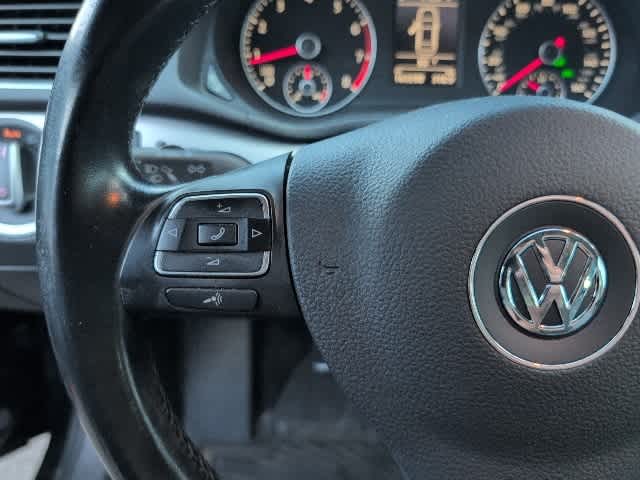 Thumbnail: 2013 Volkswagen Passat - 14