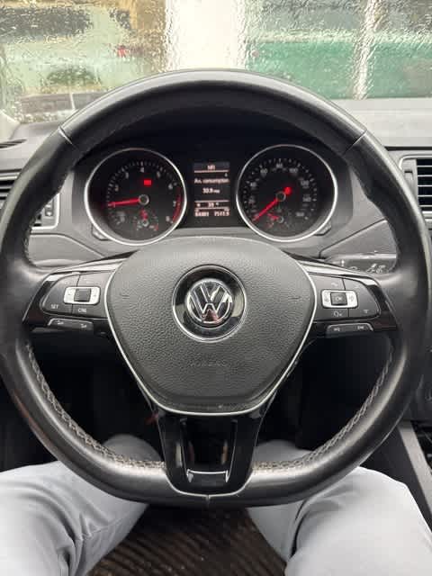 Thumbnail: 2017 Volkswagen Jetta - 14