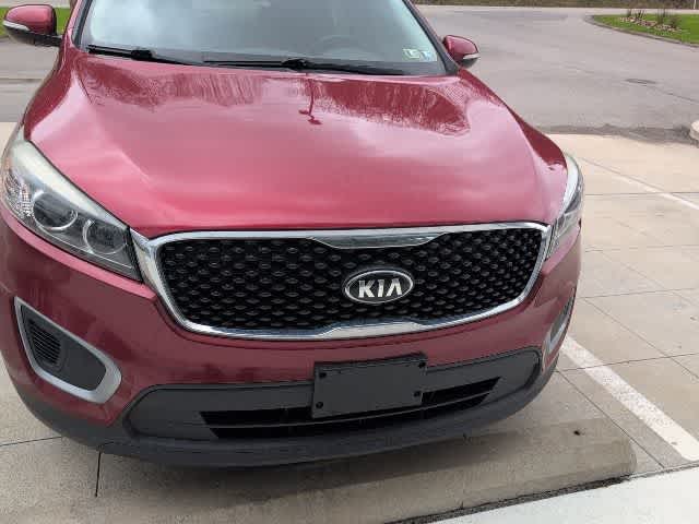 Thumbnail: 2017 Kia Sorento - 8