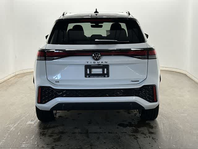 Thumbnail: 2026 Volkswagen Tiguan - 4