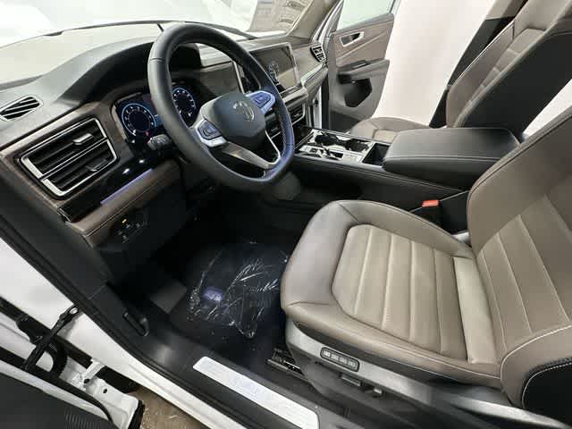 Thumbnail: 2026 Volkswagen Atlas - 17