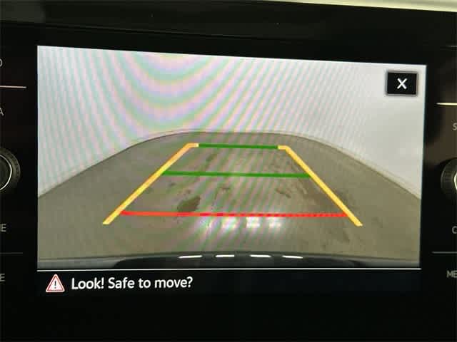 Thumbnail: 2025 Volkswagen Taos - 14