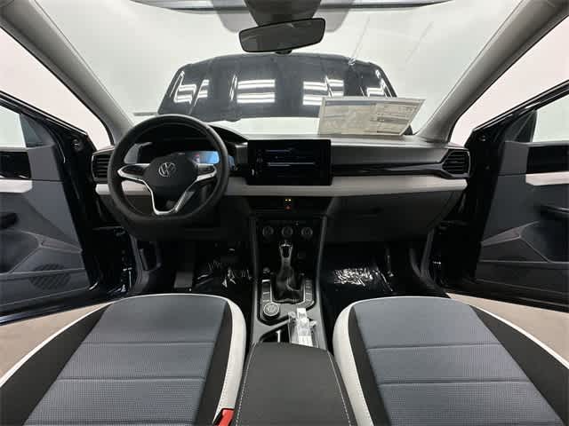 Thumbnail: 2025 Volkswagen Taos - 18