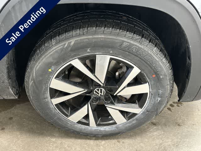 Thumbnail: 2023 Volkswagen Atlas - 5