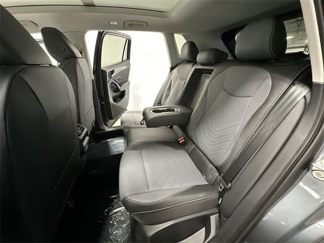 Thumbnail: 2026 Volkswagen Tiguan - 18