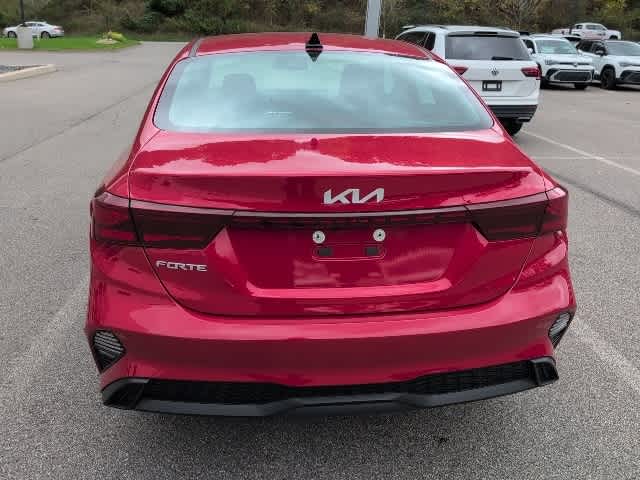 2023 Kia Forte LXS photo 4
