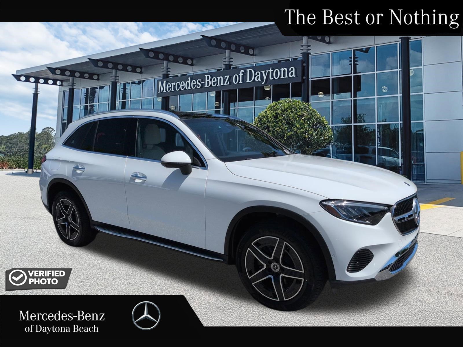 2026 Mercedes-Benz GLC GLC 300's photo