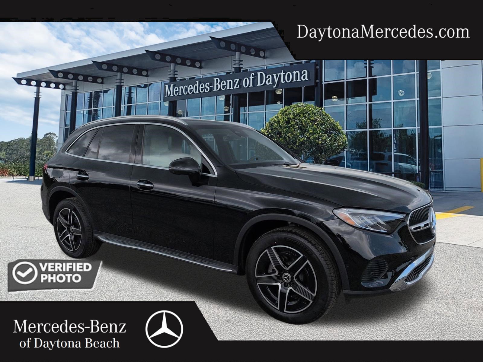 2026 Mercedes-Benz GLC GLC 300's photo