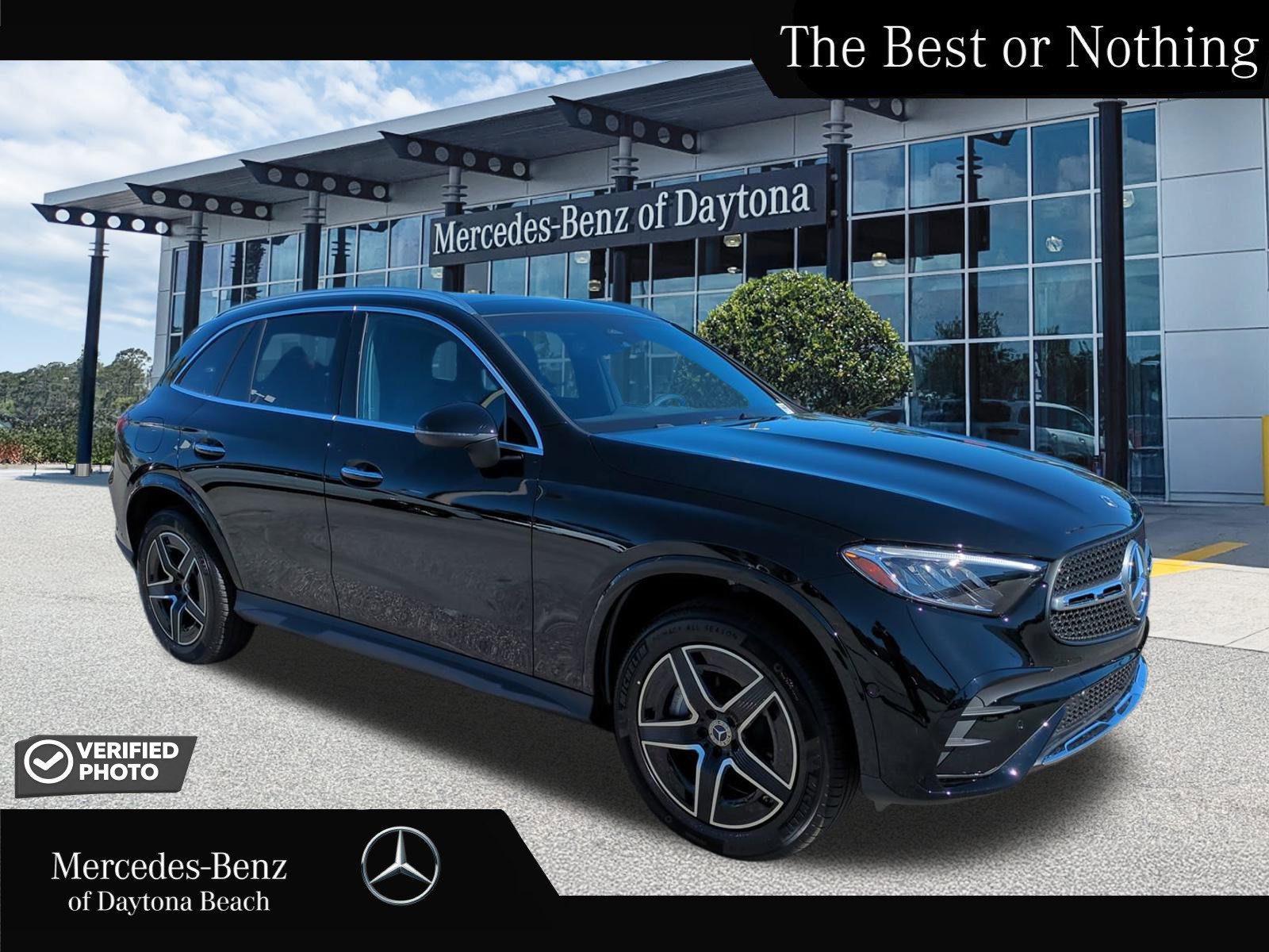 2026 Mercedes-Benz GLC GLC 300's photo