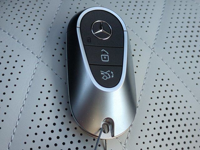 2026 Mercedes-Benz E-Class E350 - Photo 29