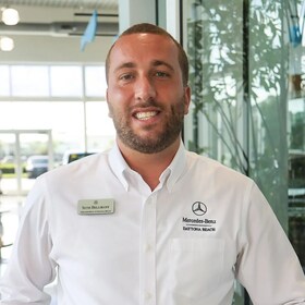 Staff member Seth Bellikoff from ID_492423