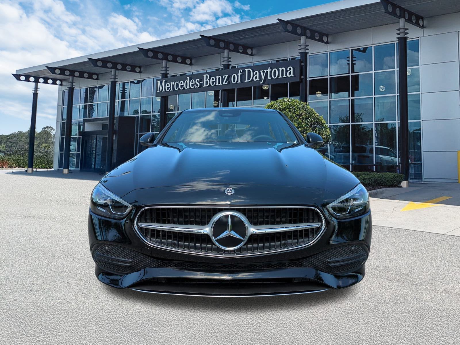 2025 Mercedes-Benz C-Class Sedan C 300 - Photo 9