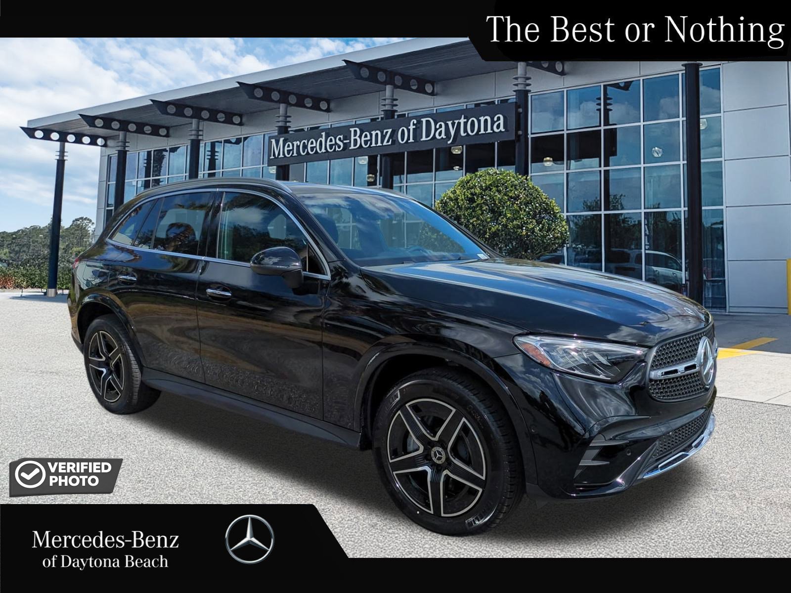 2026 Mercedes-Benz GLC GLC 300's photo