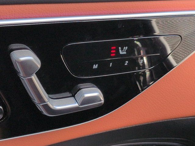 2025 Mercedes-Benz C-Class Sedan C 300 - Photo 23