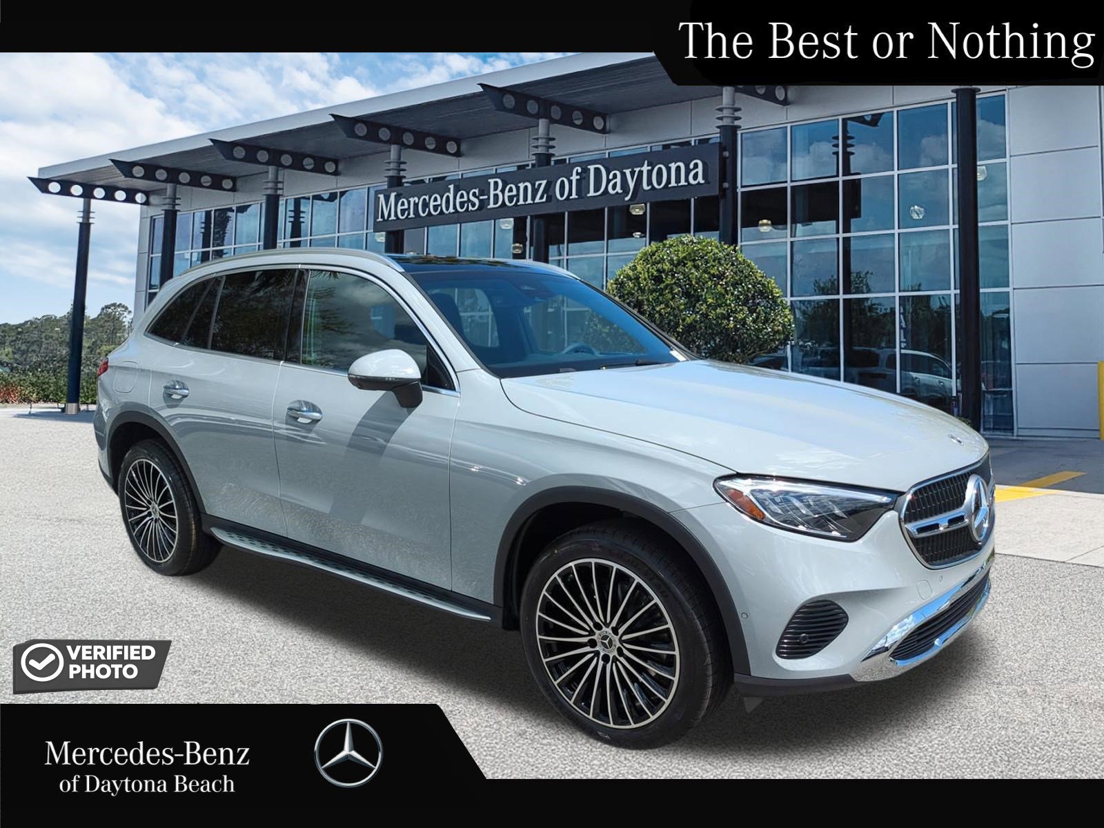 2026 Mercedes-Benz GLC GLC 300's photo