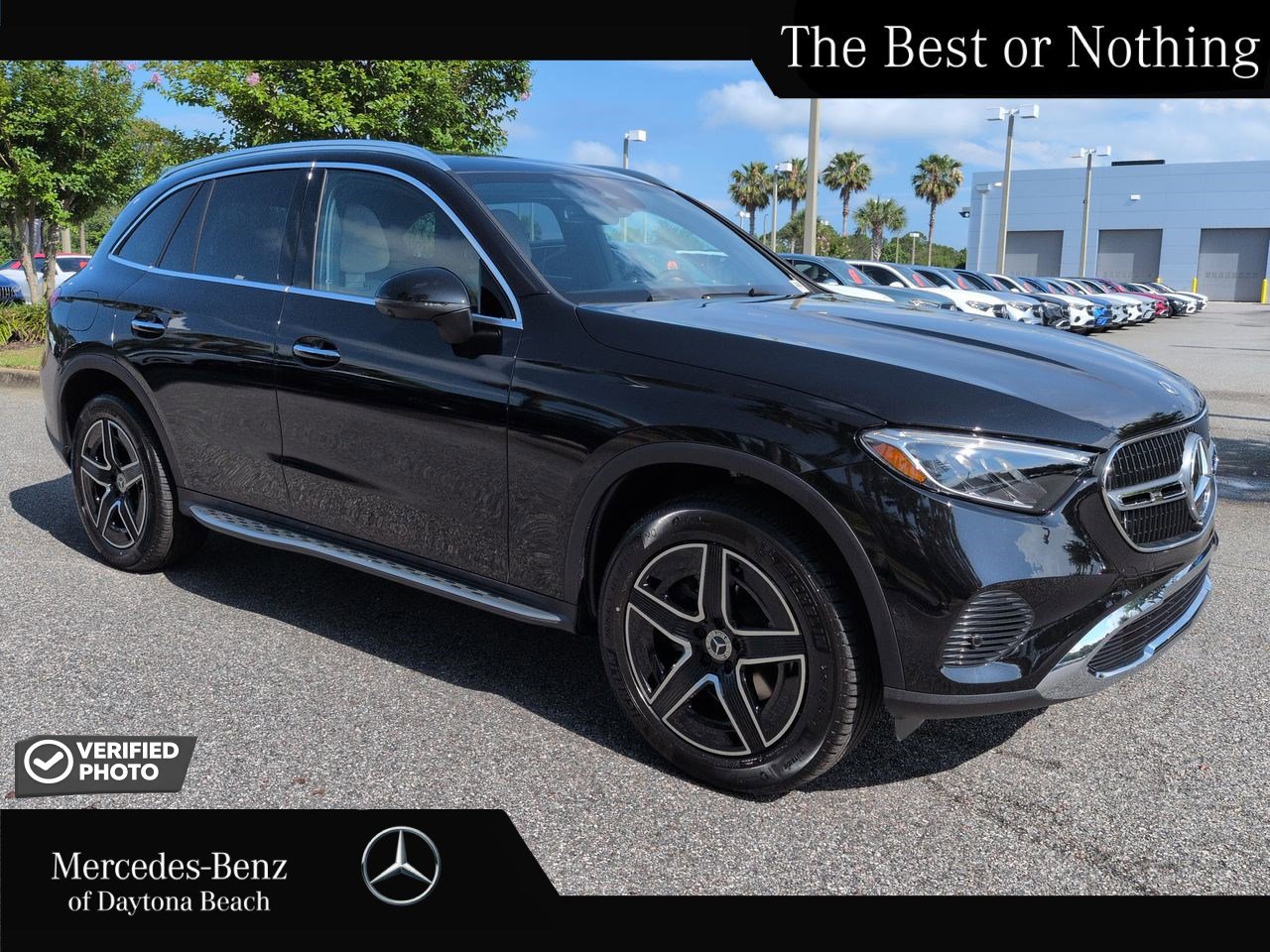 2026 Mercedes-Benz GLC GLC 300's photo