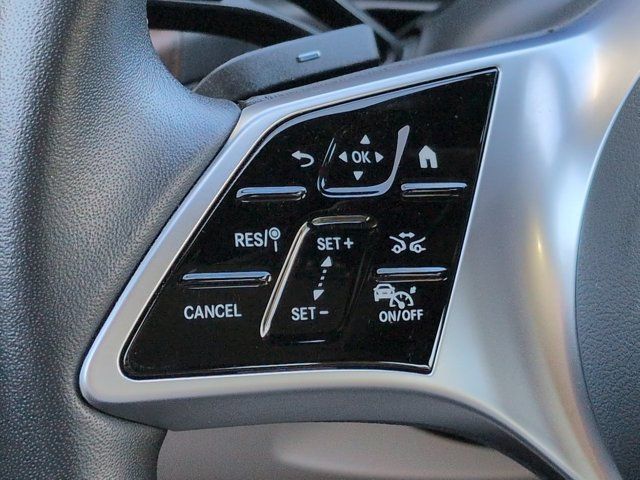 2025 Mercedes-Benz C-Class Sedan C 300 - Photo 25