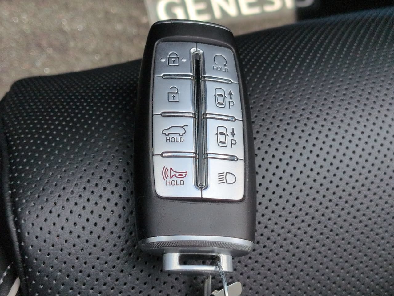 2023 GENESIS GV70 Standard - Photo 30