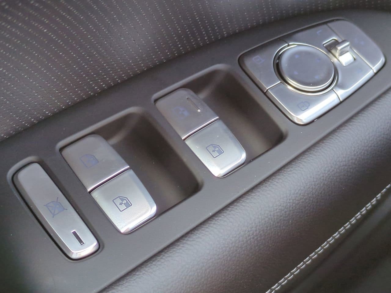 2026 GENESIS G70 Prestige - Photo 23