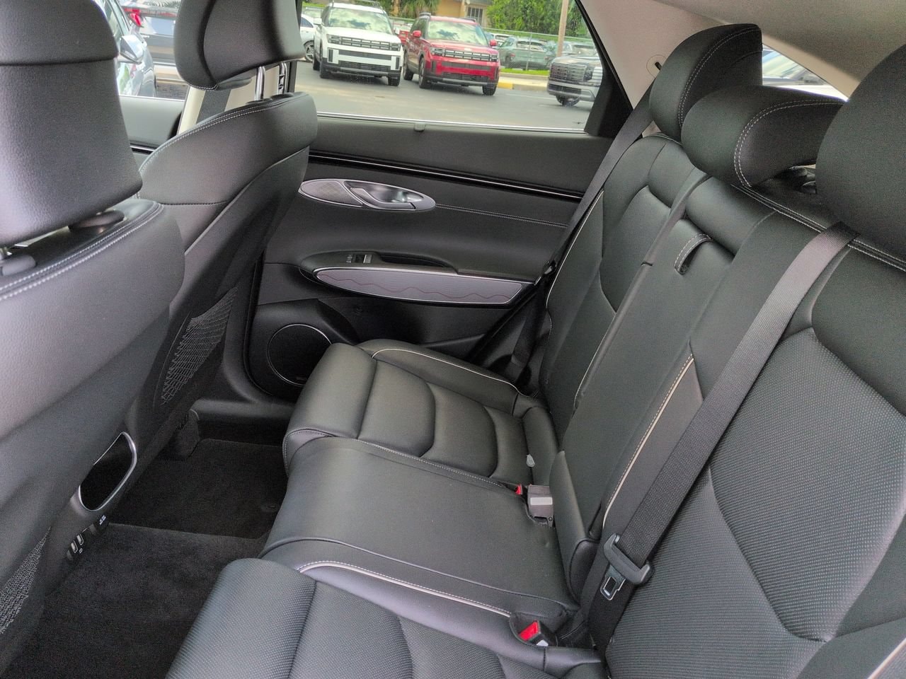 2023 GENESIS GV70 Standard - Photo 14