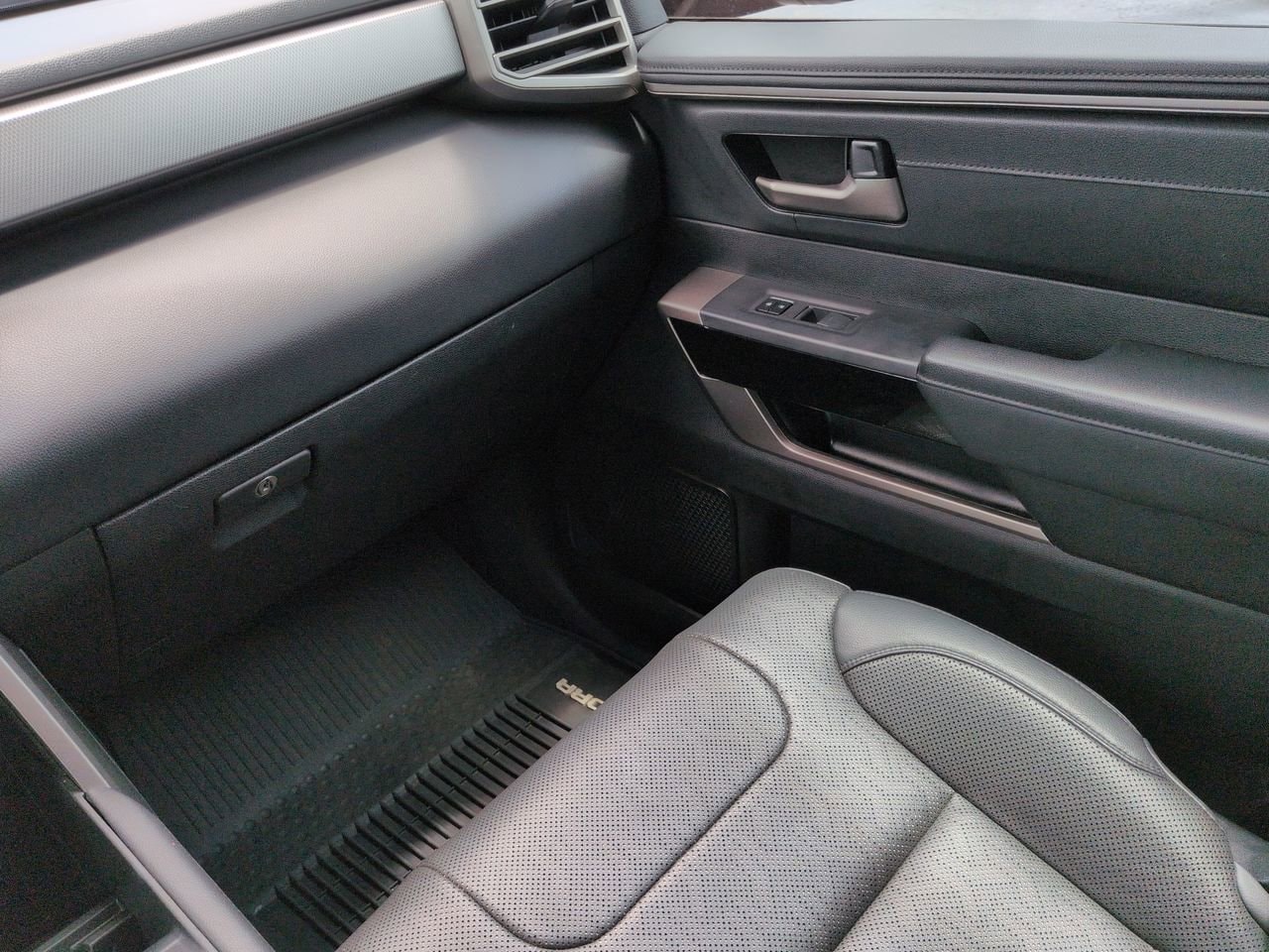 2022 Toyota Tundra Limited - Photo 17