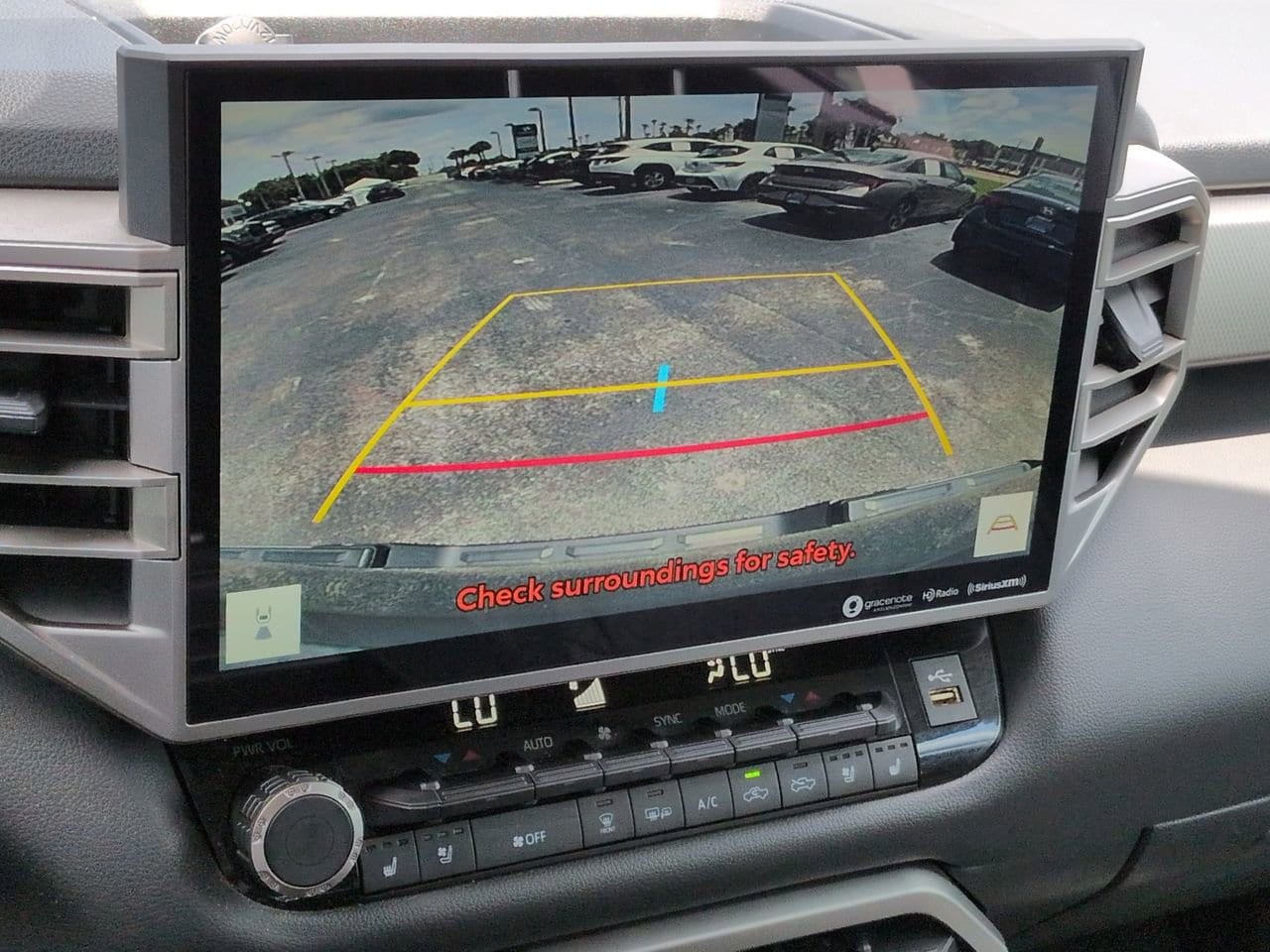 2022 Toyota Tundra Limited - Photo 20