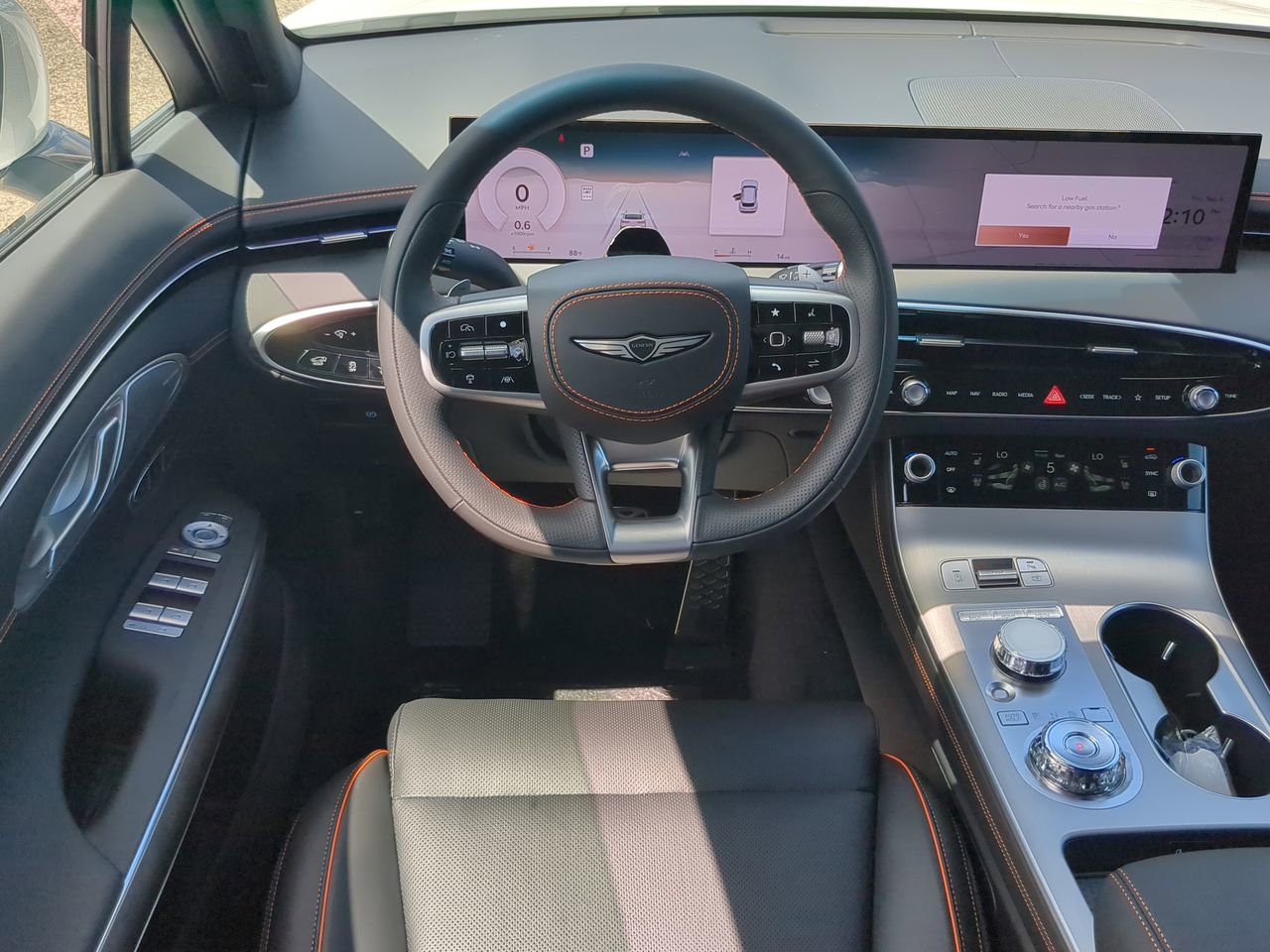 2026 GENESIS GV70 Sport Advanced - Photo 16