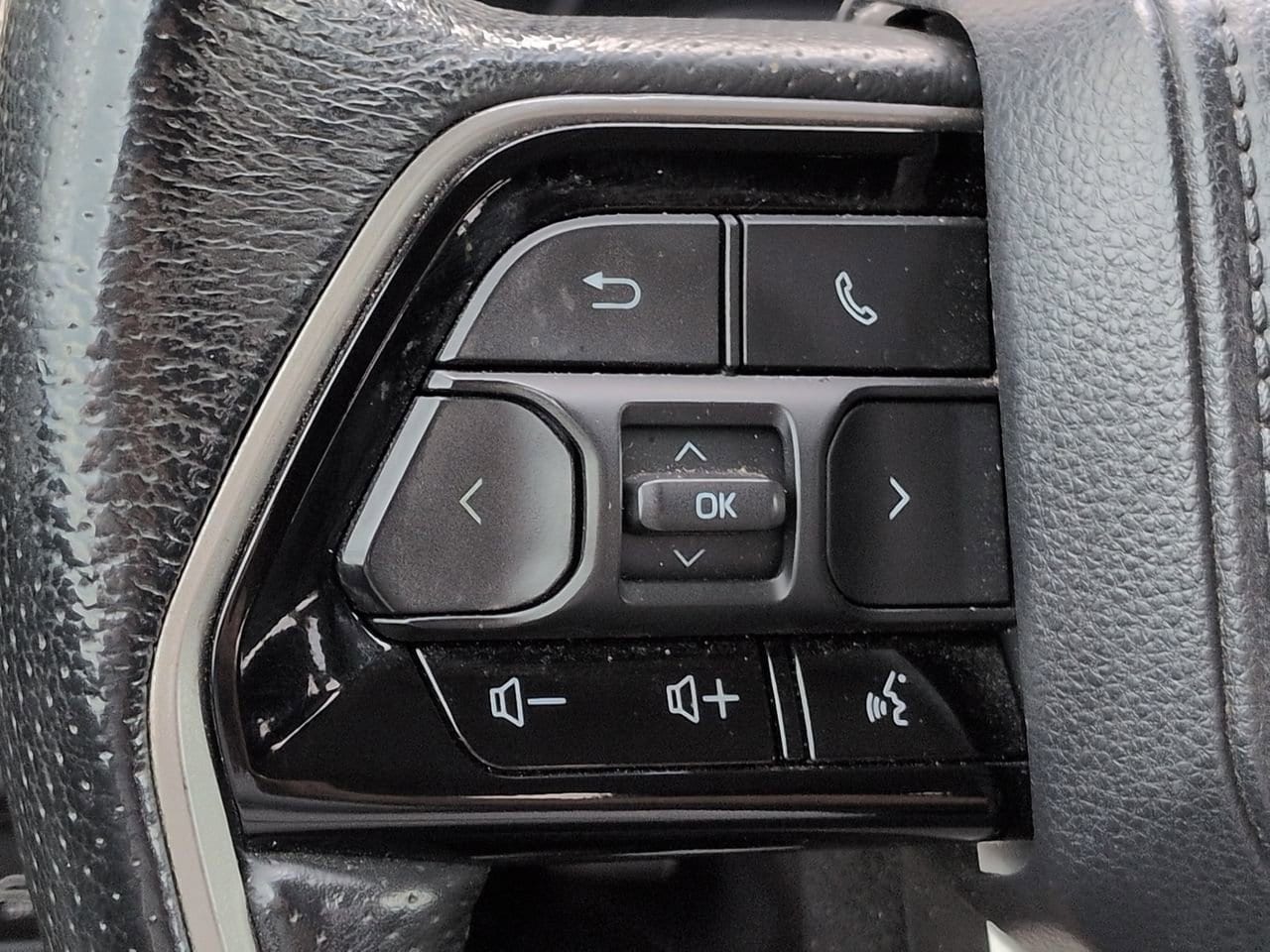 2022 Toyota Tundra Limited - Photo 24