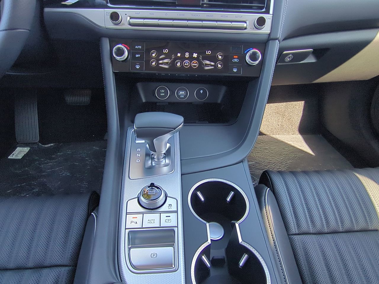 2026 GENESIS G70 Prestige - Photo 17