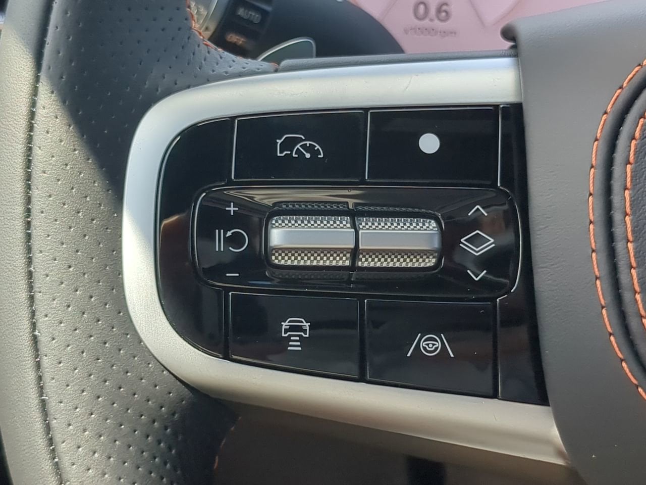 2026 GENESIS GV70 Sport Advanced - Photo 26
